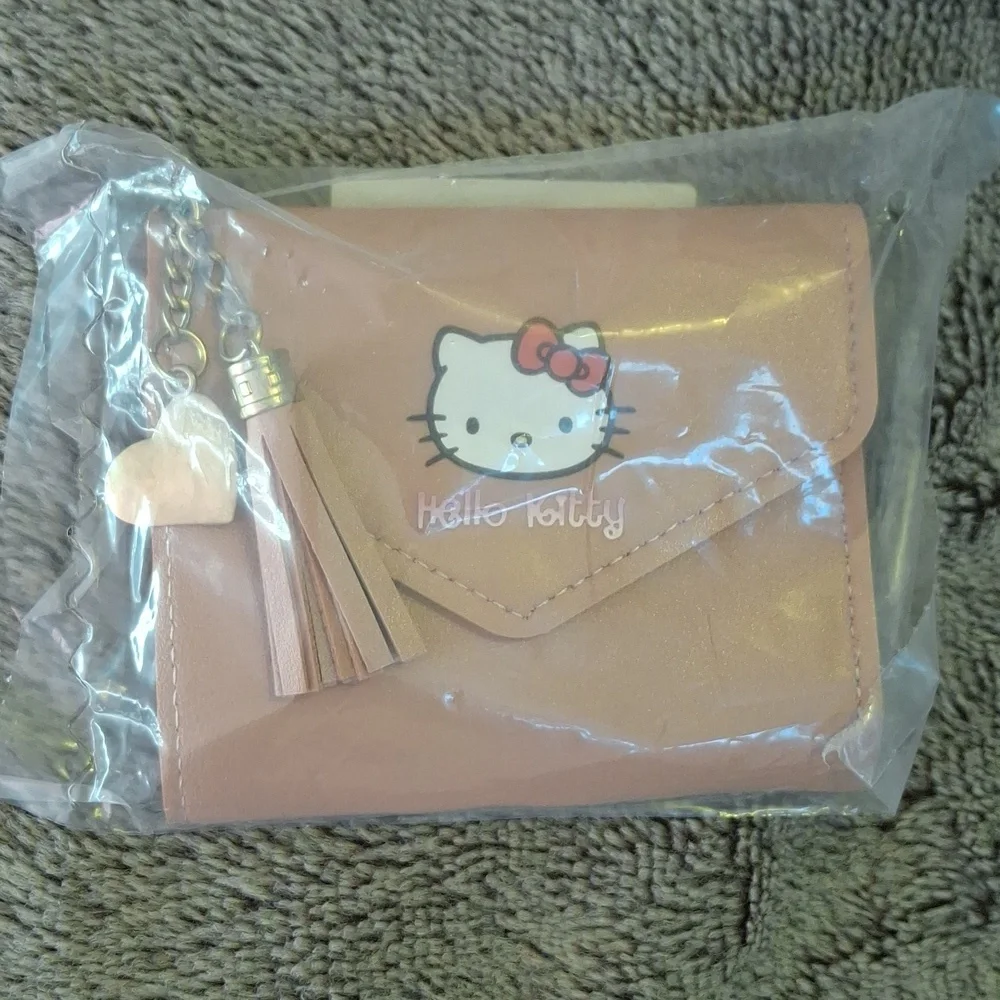 🥳 FREE GIFT! Hello Kitty Pink Wallet - Picture 4 of 4